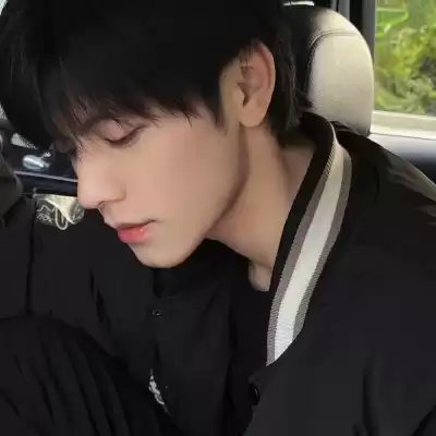 侯梦洁